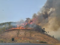 안동 산불 강풍 타고 재확산…주민들 대피령