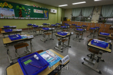초등학교 1학년 입학 학교는 준비 완료[포토]