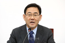 발언하는 주호영[포토]