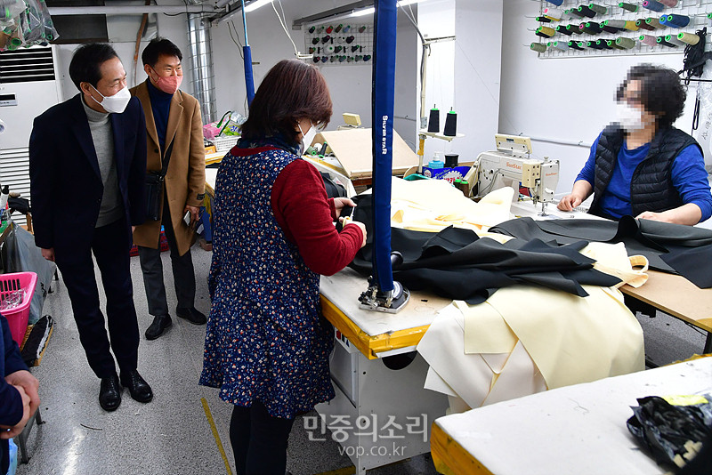서울 중구 봉제공장 화재로 60대 여성 1명 사망, 60대 남성 중상