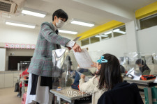 초등학교 첫 담임선생님과[포토]