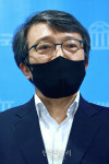 답변하는 김의겸[포토]