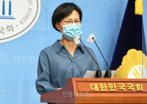 안전관리비 삭감한 대우건설 관련해 기자회견하는 강은미[포토]