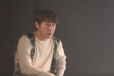 가상과 현실의 경계에서 인간의 욕망을 찾다, 연극 ‘무제의 시대’