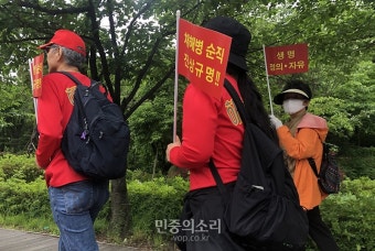 ‘700km행군’ 나선 해병의 어머니, 그리고 야6당의 채상병 특검 ‘수용 압박’