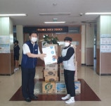 새울본부, 서생중학교 운동부에 격려품·다과 등 전달