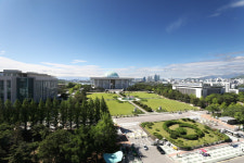 삼성전자 간부 출입기자증 악용, 필요시 법적 조치 취할 수 있다