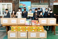 고리원자력본부 노사, 관내 지역아동센터에 교구 지원