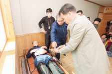 월성원자력본부, 경주시 감포읍 마을회관 건강증진 물품지원