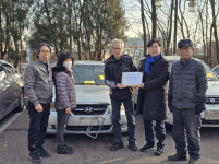 연수구 장미근린 공원 내 불법 무판 차량 처치곤란
