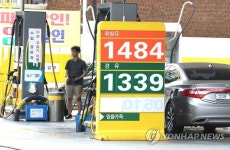 기름 넣으세요…내달부터 ℓ당 휘발유 58원·경유 41원 인상