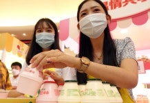 [금일 유통업계 주요기사] 유통업계 3단계 폐쇄 촉각... 빙그레,1200억 생산공장 설립 外