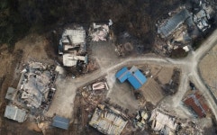 [금일 사건사고 주요기사] 동해안 산불 진화 교착...선관위 난입 가세연 구독자들 입건 外