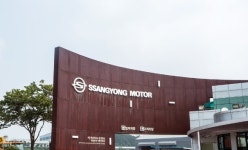 쌍용차 채권단 반발...회생계획안 진통