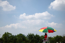 [오늘 날씨] 소서(小暑), 중부 찜통 더위…남부 중심 비소식