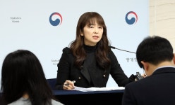 고령 취업자 급증...70대 4명 중 1명은 '취업자'