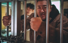 주말엔 영화...범죄도시4 실시간 예매율 1위