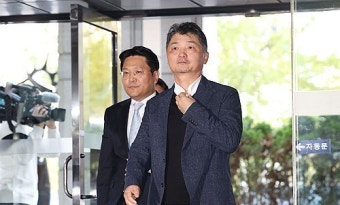 檢, 'SM엔터 시세조종' 혐의 카카오 김범수 소환 조사