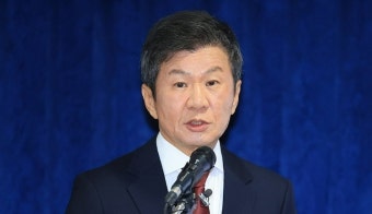 묵묵히 '정진'...'축구협회장 선거 연기' 속 정몽규 