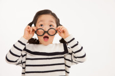 안경 없이 우리 아이 근시 교정할 수 있을까?