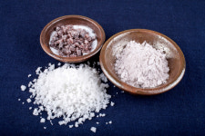 음식 감칠맛 높이는 데 유용한 소금은 ○○○