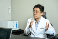 산후우울증 치료는 아기에게 악영향? TMS로 걱정 내려놔요