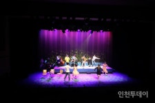 헛스윙밴드, 올해 빛낼 핫한 뮤지컬 작품으로 기대