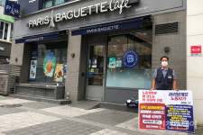 2배 늘어난 파리바게뜨 노동자 힘내라, 인천 32곳 1인 시위