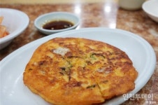 [인천 30년 지킴이] 인천에 백령도식 냉면 알린 변가네 옹진냉면