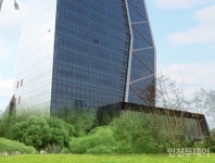진산업안전기술원 | "인천·김포 공항 옆 항공안전기술원, 타 지역 이전 비합리적"