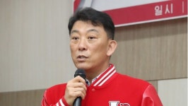 김강민 이적 거센 후폭풍...SSG 김성용 사의 꼬리자르기