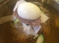 냉면, 원래 겨울 음식… 인천의 맛과 멋이 담긴 한 그릇