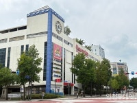 [르포] 폐점 80일 앞둔 홈플러스 계산점... 직원·상인 모두 암울