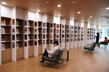 호평 자자한 송도국제도서관, 방문객 느는데 주차난 골머리