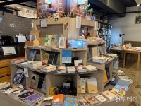 [인천동네책방] ②가족이 지켜온 주안 책방 겸 커피하우스 딴뚬꽌뚬