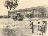 [오늘의 인천소사] 인천부평동초등학교 화재로 전소