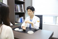 안전하고 아름다운 가슴성형, 이것만은 꼭 확인해야