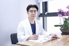 [칼럼] 비절개모발이식, 모발이식 생착률…시간단축이 관건