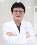 [칼럼] 맞춤형 지대주 임플란트 치과 치료, 염증 우려 낮출 수 있어
