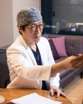 [칼럼] 임신과 출산 비만에 의한 처진뱃살 재수술 없는 복부성형이 되려면