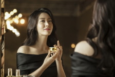 송윤아 모델로 활동 중인 본에스티스, 다이아몬드 리페어 퍼펙트 크림 출시