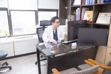 보톡스 피부과 시술, 의료진의 시술을 따라야 안전