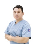 [칼럼] 퇴행성관절염, 증세 심한 말기라면 인공관절 수술 고려해야