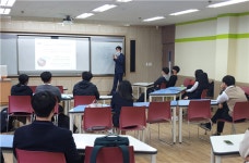 웅지세무대학, 문산 수억고등학교 진로 특강 진행
