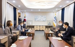 이재명 지사, 남양주 주상복합아파트 화재 피해자 만나 애로사항 등 들어