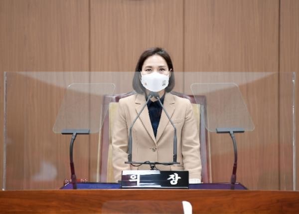 ?src=http%3A%2F%2Fimgnews.naver.net%2Fimage%2F5689%2F2021%2F04%2F30%2F0000033870_001_20210430191211348.jpg&type=sc960_832