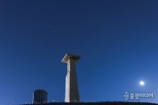 [미륵彌勒] 오! 미륵, 지상 낙원 꿈꾸는 민중의 밥