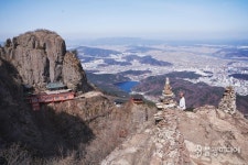 금강산에도 없는 금오산 약사암