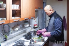 금강산에도 없는 금오산 약사암