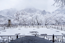 올곧은 수행자의 귀의처 뜻 잃은 선비들의 터전, 설악산